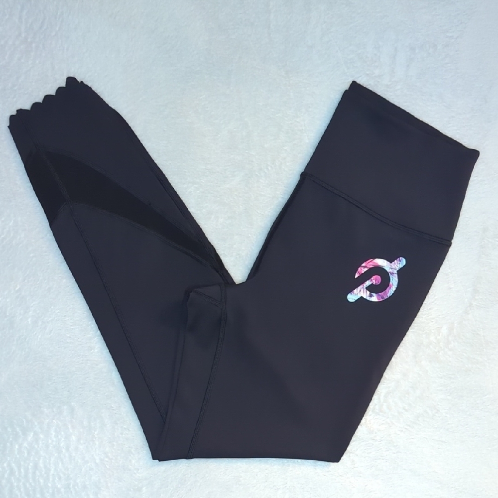 Peloton Move Mission Scalloped Hem Legging